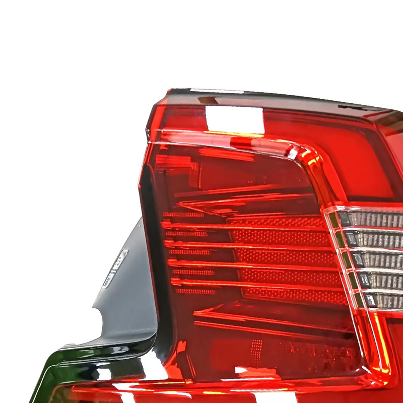 कार लाइटिंग सिस्टम पार्ट्स OE 31108926 ऑटोमोटिव राइट टेल लाइट्स लैंप For Volvo S90 2017-2019 स्पेयर पार्ट्स