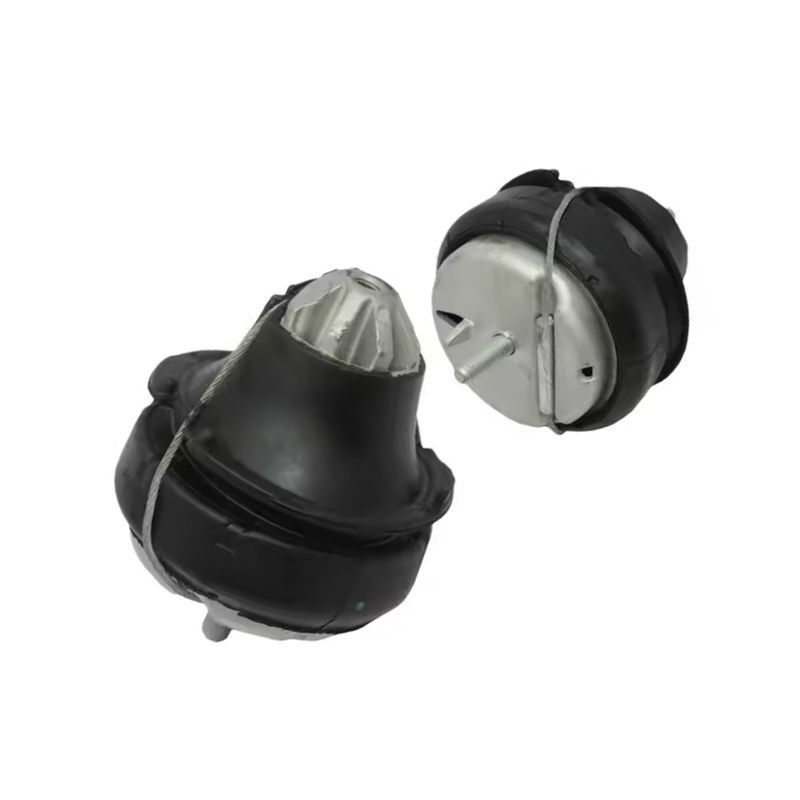 ऑटो पार्ट्स 30778951 फ्रंट / रियर इंजन माउंट ब्रैकेट के लिए वोल्वो S40 XC90 S80 2002-2004