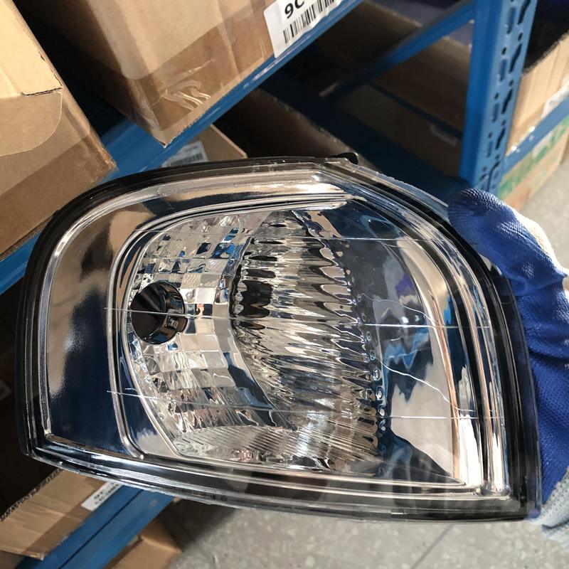 वोमाला राइट टर्न सिग्नल बॉडी लाइट OE 30655423 वोल्वो S80 -06 के लिए